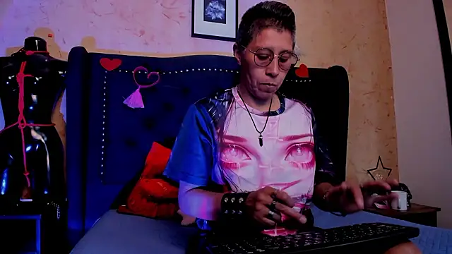 Kali Panther online show from February 28, 2026, 7:35 pm