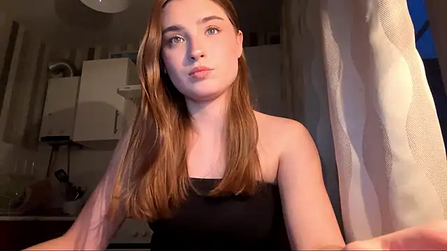 LissaBliss online show from March 26, 2026, 3:43 pm