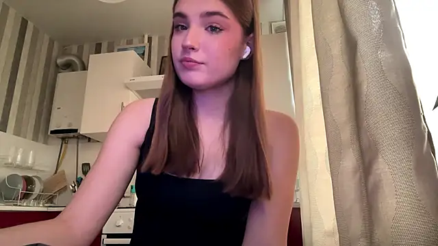 LissaBliss online show from March 9, 2026, 1:58 pm