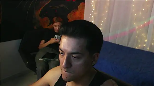 Snapshot of RoseSinsDonViktor chatting on May 31, 2026, 7:25 pm RoseSinsDonViktor online show from May 31, 2026, 7:25 pm