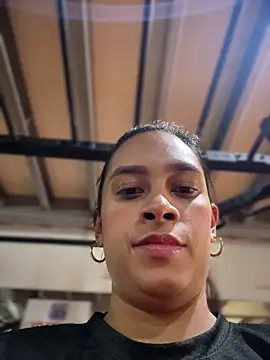 Snapshot of LunaHeat chatting on February 12, 2026, 3:01 pm LunaHeat online show from February 12, 2026, 3:01 pm