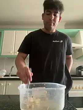 poliakovxx online show from April 23, 2026, 10:55 am