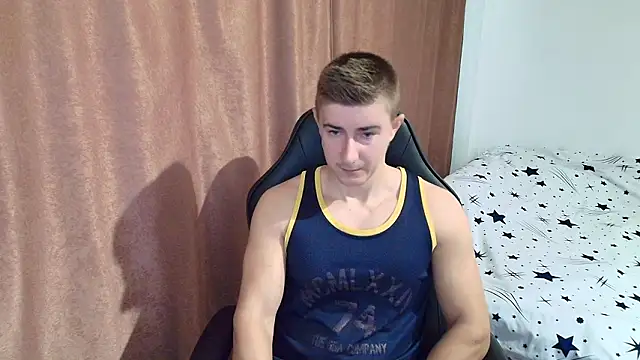 Snapshot of TodMusclePower9 chatting on February 18, 2026, 5:38 am TodMusclePower9 online show from February 18, 2026, 5:38 am