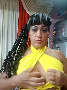 SabrinaColin online show from February 1, 2026, 11:03 pm