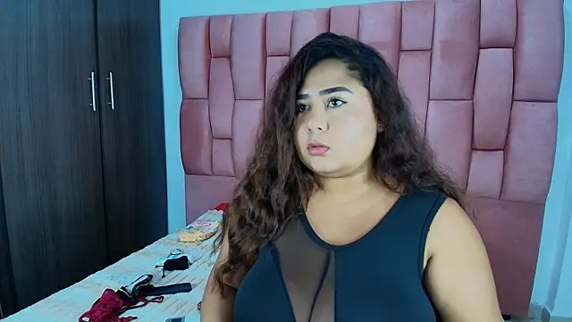 Engel Queen online show from February 9, 2026, 6:33 am