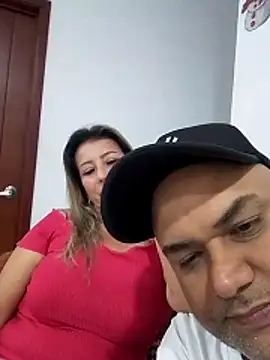 Snapshot of wessAndSandri chatting on February 17, 2026, 8:06 pm wessAndSandri online show from February 17, 2026, 8:06 pm