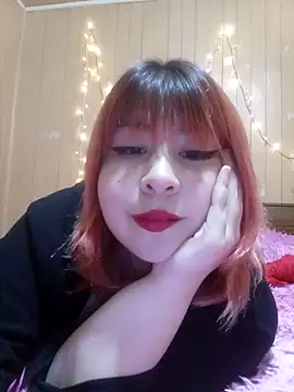 Snapshot of thegirlsshot_666 chatting on April 13, 2026, 6:17 am thegirlsshot 666 online show from April 13, 2026, 6:17 am