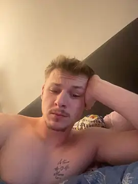 Snapshot of Lucas328706 chatting on February 18, 2026, 1:14 am Lucas328706 online show from February 18, 2026, 1:14 am