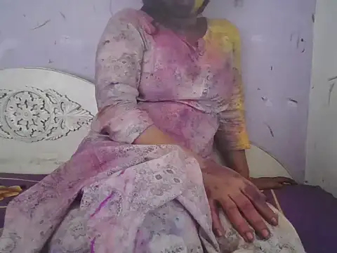 Snapshot of Bold_Beauty_07 chatting on March 4, 2026, 8:44 am Bold Beauty 07 online show from March 4, 2026, 8:44 am