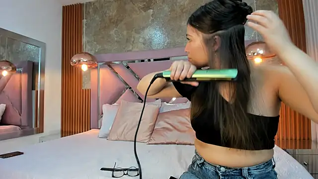 ChloeandAdam online show from March 29, 2026, 1:51 am