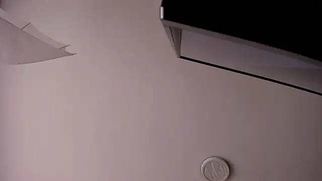 ChloeandAdam online show from April 16, 2026, 1:23 pm