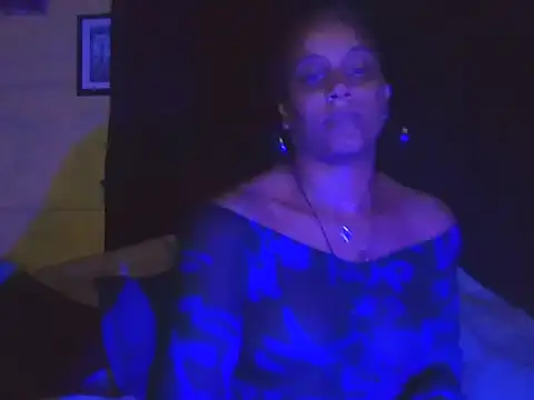 Snapshot of BadGyalGem chatting on February 5, 2026, 5:14 am BadGyalGem online show from February 5, 2026, 5:14 am