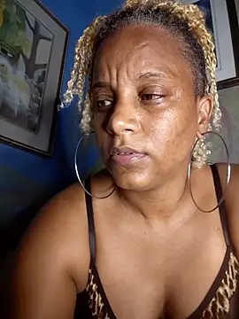 Snapshot of BadGyalGem chatting on July 4, 2026, 5:25 am BadGyalGem online show from July 4, 2026, 5:25 am