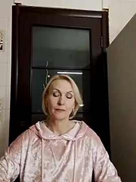 MichelleSolis online show from February 18, 2026, 6:37 pm