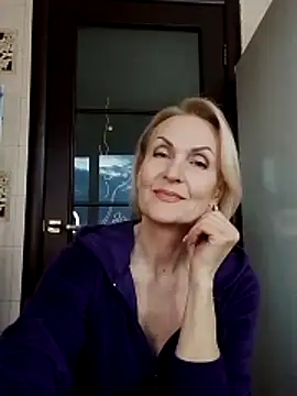 MichelleSolis online show from April 19, 2026, 4:52 pm