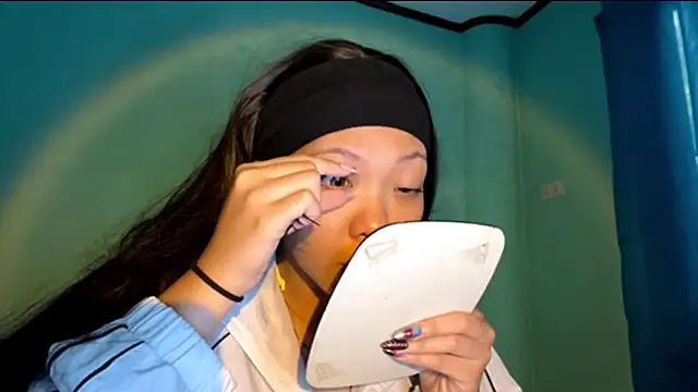 TerisaYellow online show from February 18, 2026, 5:49 am