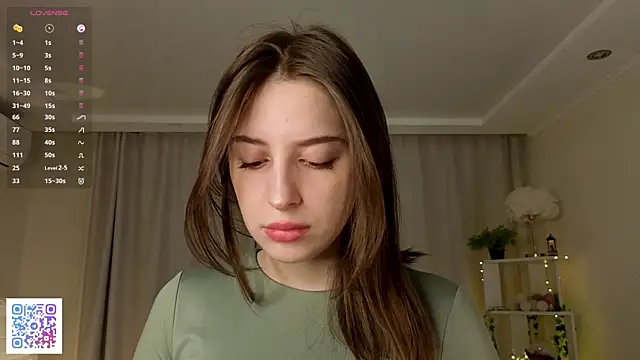 Snapshot of LeanneDinkle chatting on February 20, 2026, 4:53 am LeanneDinkle online show from February 20, 2026, 4:53 am