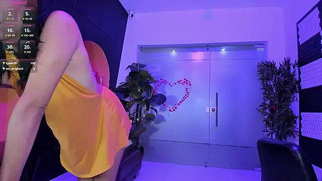 Snapshot of MiaKarsson chatting on April 1, 2026, 1:41 pm MiaKarsson online show from April 1, 2026, 1:41 pm