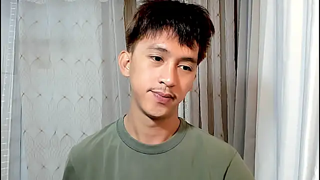 Snapshot of _andrie69_ chatting on April 25, 2026, 11:35 am andrie69 online show from April 25, 2026, 11:35 am