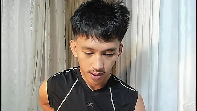 Snapshot of _andrie69_ chatting on May 17, 2026, 8:36 am andrie69 online show from May 17, 2026, 8:36 am
