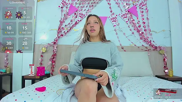 rebecca ponce  online show from February 11, 2026, 6:30 pm