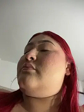 Snapshot of Rouse-Antonella_ chatting on February 6, 2026, 3:24 am Rouse-Antonella online show from February 6, 2026, 3:24 am