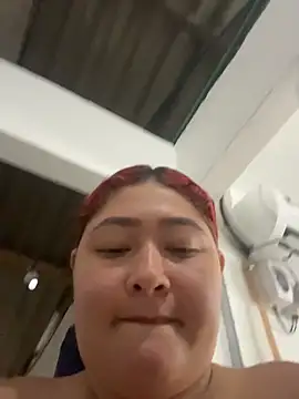 Rouse-Antonella  online show from March 19, 2026, 4:56 am