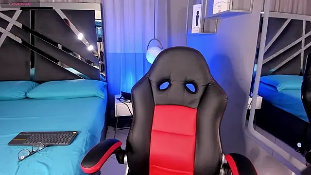 Magic ivy online show from February 9, 2026, 8:18 pm