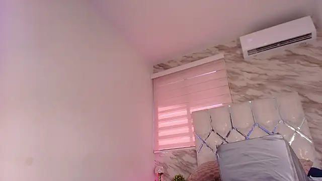 Snapshot of ivanna_vg chatting on March 19, 2026, 7:14 pm ivanna vg online show from March 19, 2026, 7:14 pm