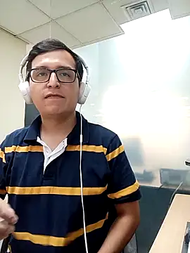 tresporcincoesmimedida online show from February 20, 2026, 2:52 pm