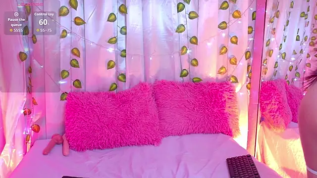 AlannaSmiless online show from March 28, 2026, 1:06 am