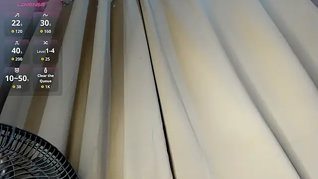 Snapshot of Lucia_velez chatting on March 3, 2026, 2:29 am Lucia velez online show from March 3, 2026, 2:29 am