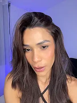 Snapshot of SofiaRivero chatting on June 6, 2026, 10:37 pm SofiaRivero online show from June 6, 2026, 10:37 pm