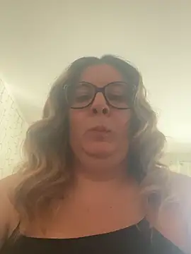 JasmineGlow7 online show from March 24, 2026, 3:12 pm