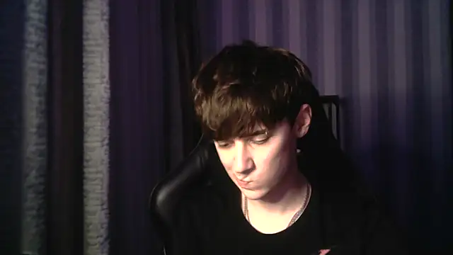 Snapshot of Sweet_Dude chatting on February 15, 2026, 6:07 pm Sweet Dude online show from February 15, 2026, 6:07 pm