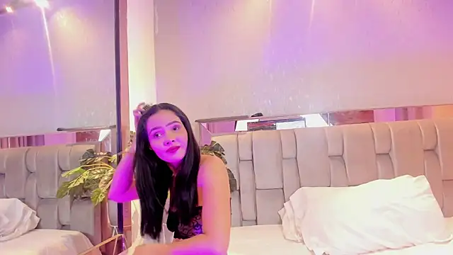 Snapshot of SeleneSantana chatting on February 20, 2026, 9:39 pm SeleneSantana online show from February 20, 2026, 9:39 pm