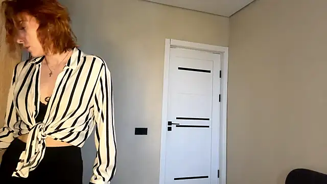 LuxuryRita online show from February 23, 2026, 2:28 pm