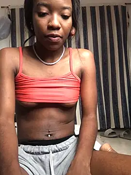 Snapshot of sharoon_cutee chatting on February 24, 2026, 1:34 pm sharoon cutee online show from February 24, 2026, 1:34 pm