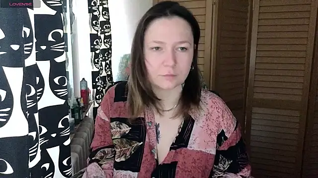 Ozalin  online show from June 5, 2026, 12:22 pm