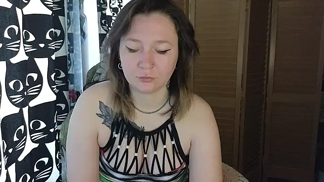 Ozalin  online show from May 20, 2026, 11:29 am
