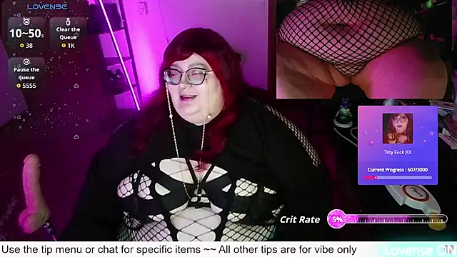 Snapshot of RileySynn chatting on June 24, 2026, 6:39 pm RileySynn online show from June 24, 2026, 6:39 pm