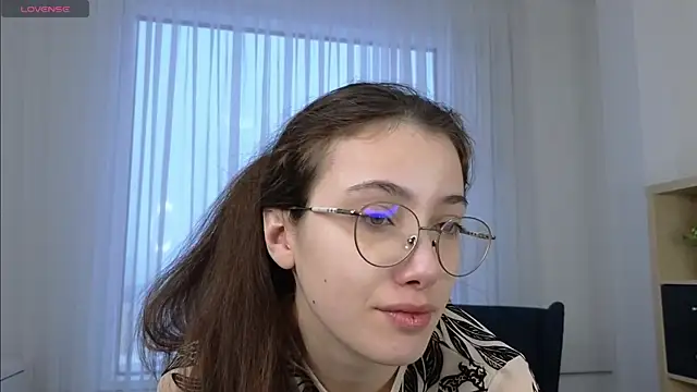 Snapshot of PamTrower chatting on February 27, 2026, 3:29 am PamTrower online show from February 27, 2026, 3:29 am