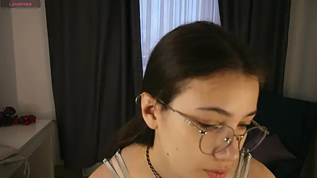 Snapshot of PamTrower chatting on March 2, 2026, 3:07 am PamTrower online show from March 2, 2026, 3:07 am