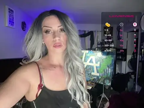 Snapshot of Alicethickpeach chatting on July 2, 2026, 9:59 am Alicethickpeach online show from July 2, 2026, 9:59 am