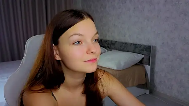 Snapshot of ElizaPizza chatting on June 11, 2026, 5:10 pm ElizaPizza online show from June 11, 2026, 5:10 pm