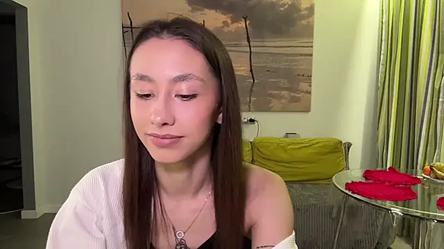 DeliaPesta online show from March 3, 2026, 8:16 pm