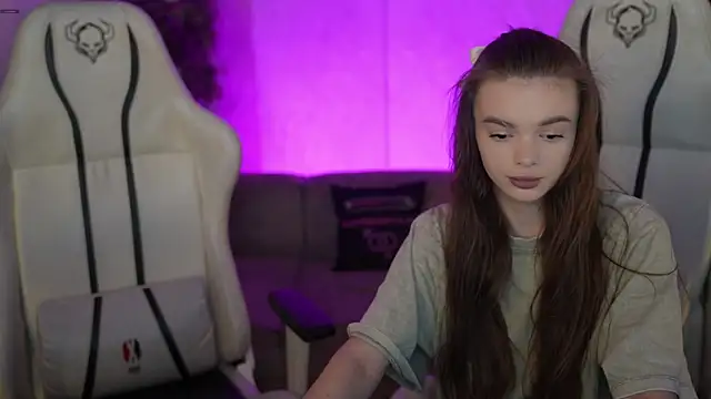 Zlata Sky online show from December 18, 2025, 7:50 pm