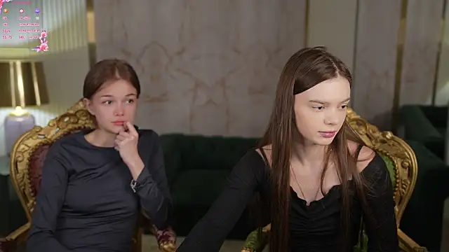 Snapshot of Zlata_Sky chatting on March 12, 2025, 3:40 pm Zlata Sky online show from March 12, 2025, 3:40 pm