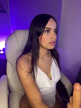 Dulce pink18 online show from February 18, 2026, 4:25 pm