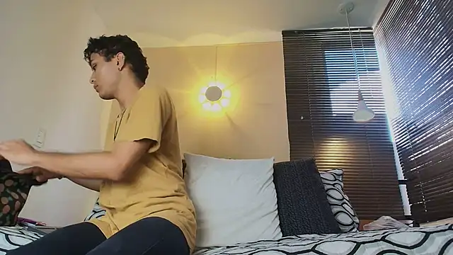 Damon Salvarote S online show from February 23, 2026, 7:58 pm